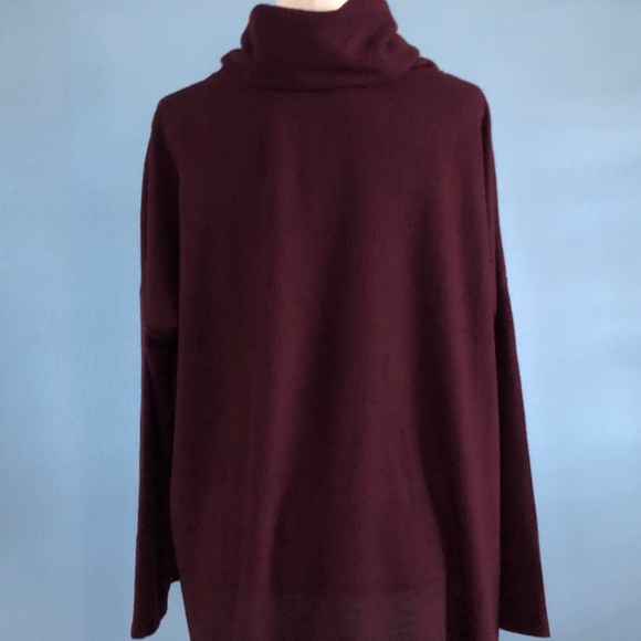 Plum Purple Cowl Neck Sweater - Super Stylish - Size Medium - ady P Brand - Picture 2 of 3